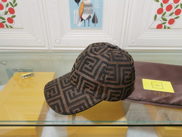 ブランド帽子正面デザイン